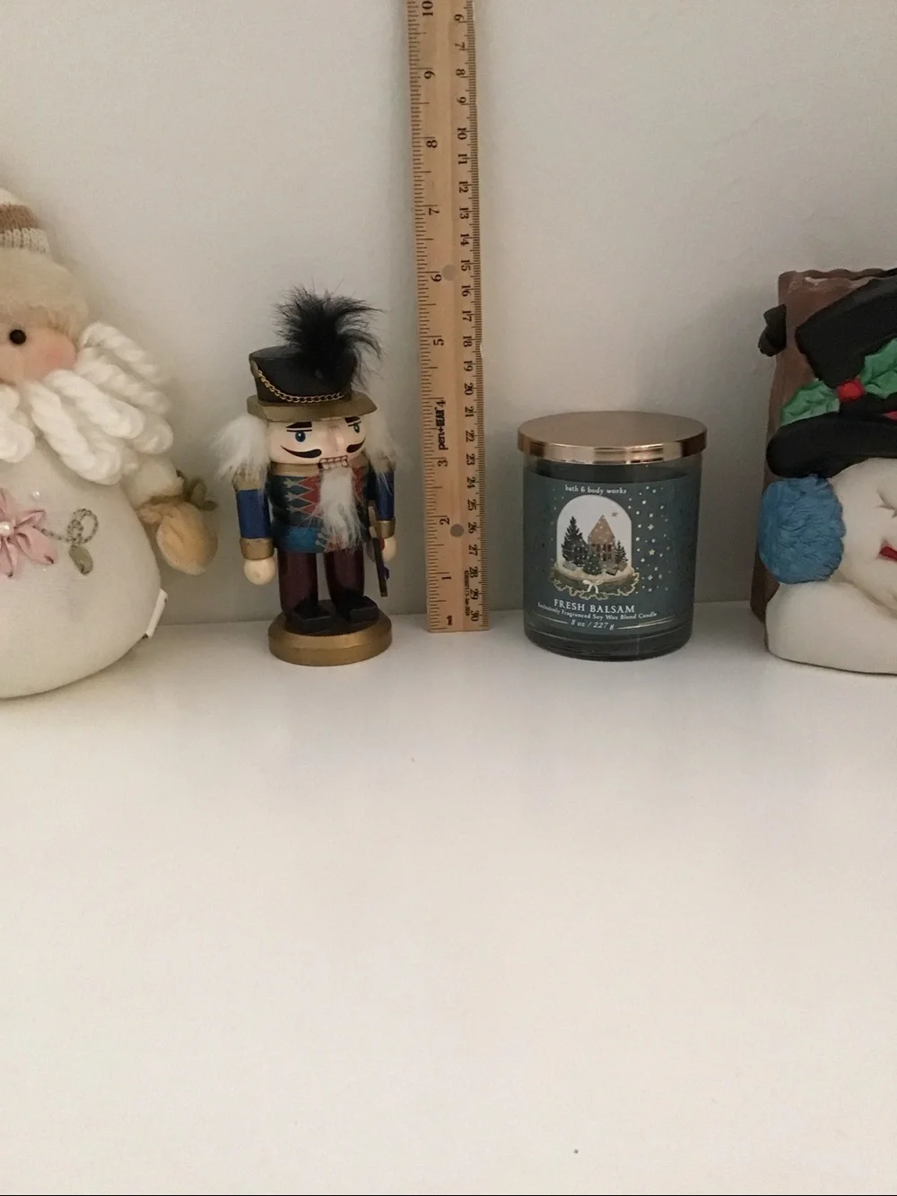 Sweet Lot of Christmas decorations, Bath & body works candle, Santa plush + more